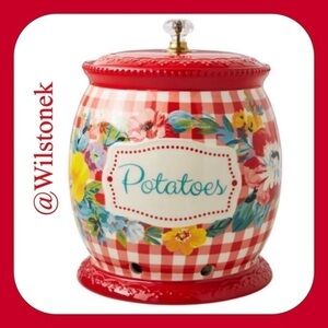 The Pioneer Woman Sweet Romance
8.5-inch Ceramic Potato Keeper with Lid: